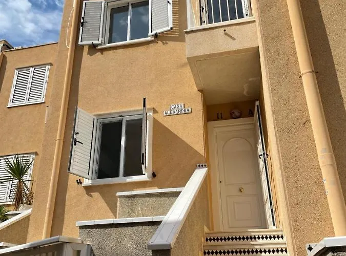 Casa Alexandra - Cosy 2bedroom Duplex Apartment Torrevieja