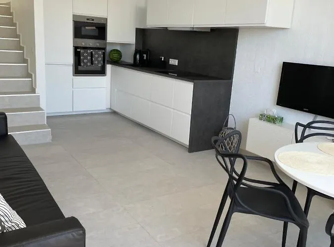 Casa Alexandra - Cosy 2bedroom Duplex Apartment